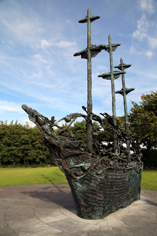 Sculpture dédiée aux émigrants irlandais durant la grande famine de 1885 - Irlande