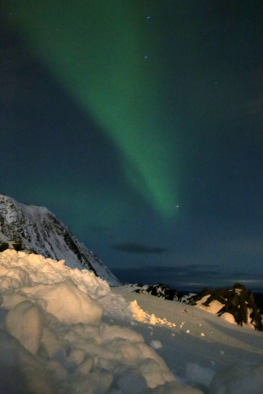 Avec un ciel souvent nuageux, photographier une aurore boréale est difficile, île de Magerøya, Laponie norvégienne